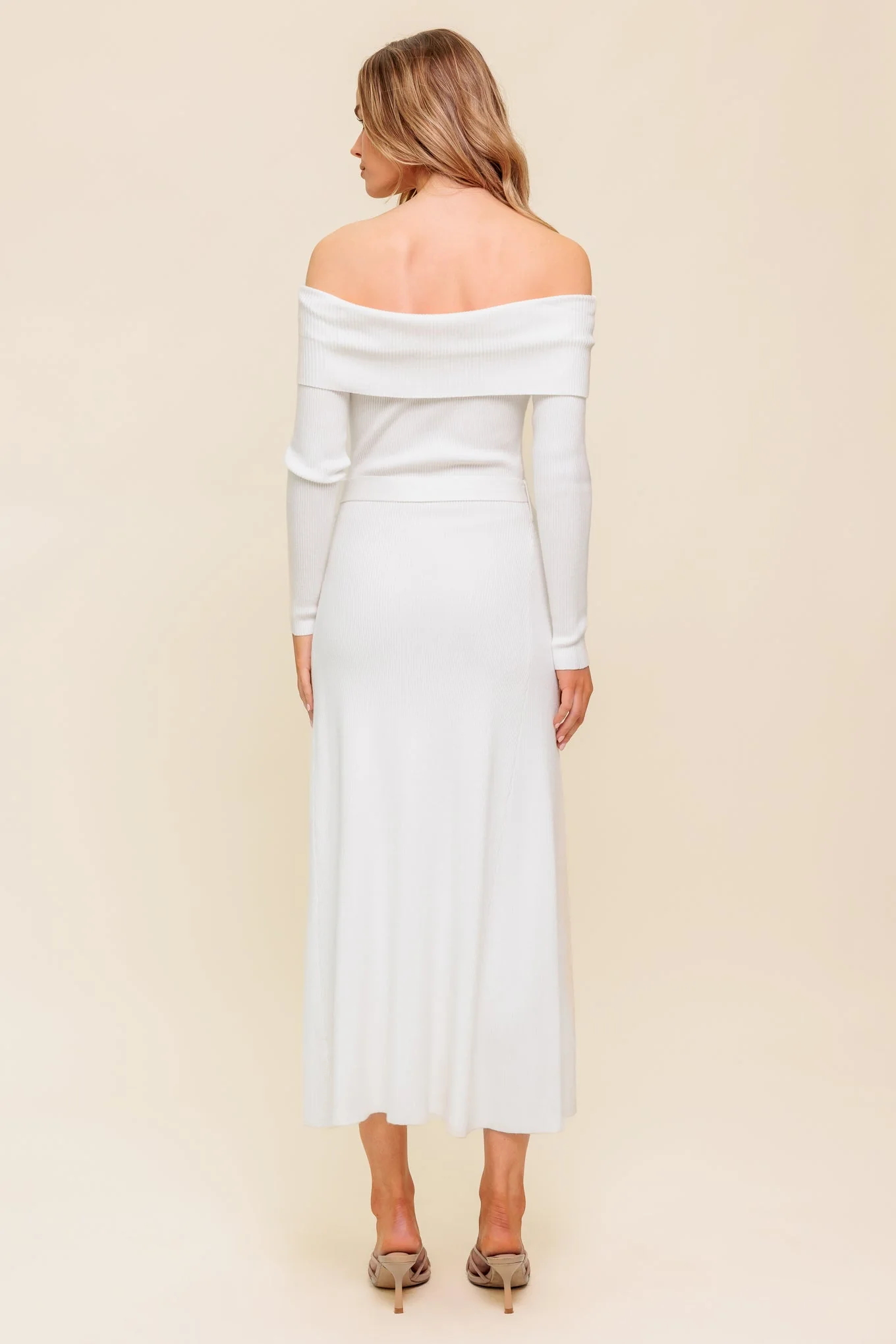 RUSTIC RETREAT - OFF THE SHOULDER SWEATER DRESS - Image 10